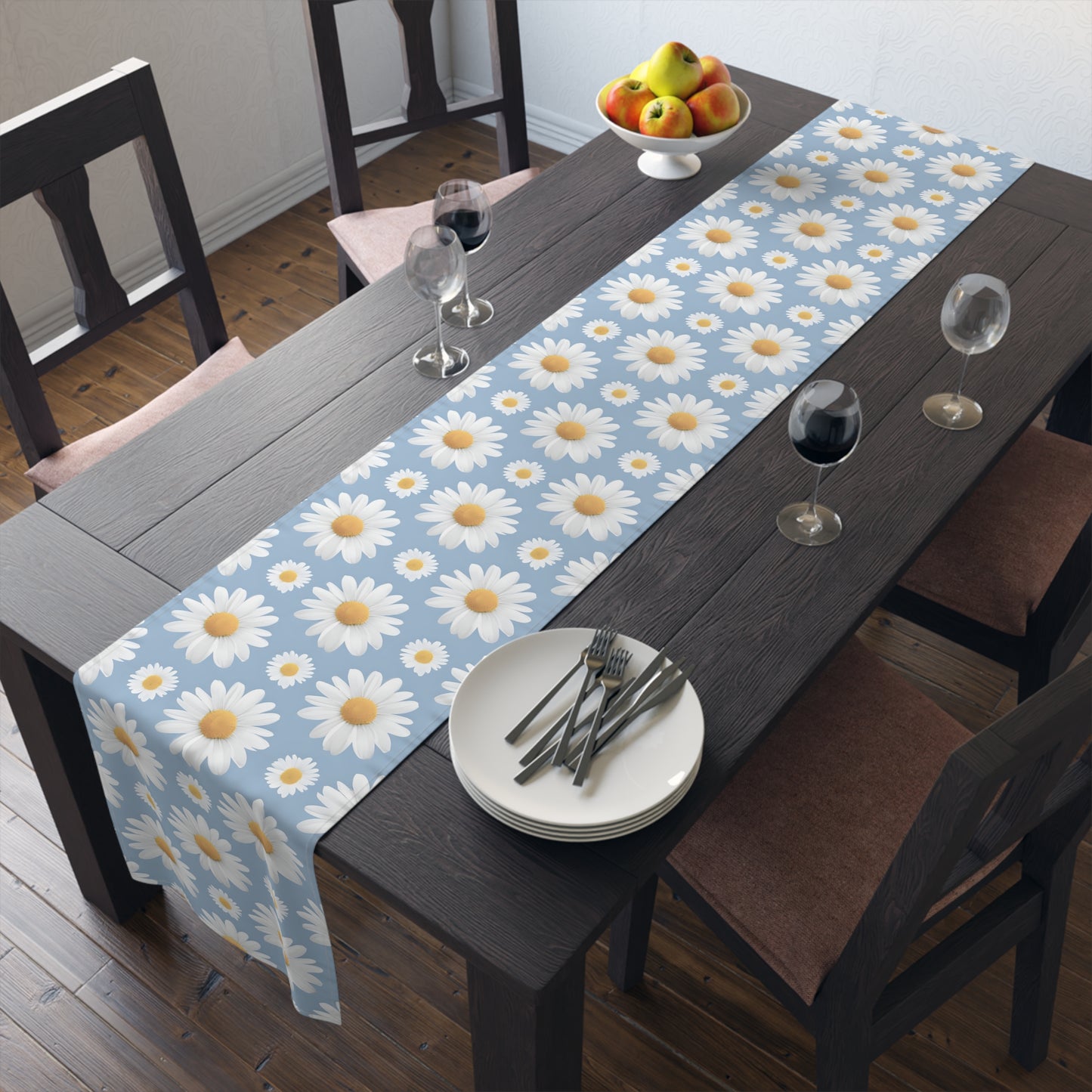 Dawn's Daisy Print Table Runner